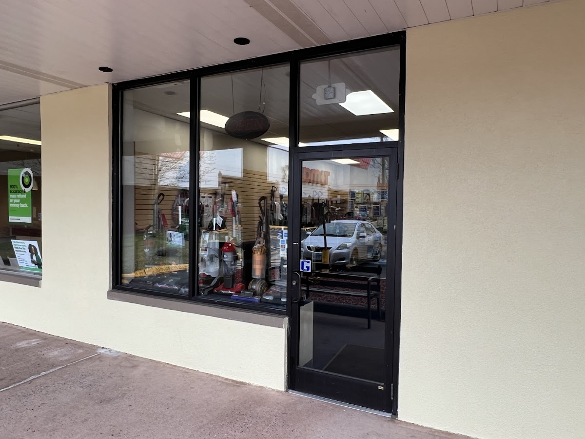 Glastonbury Vacuums and More photo