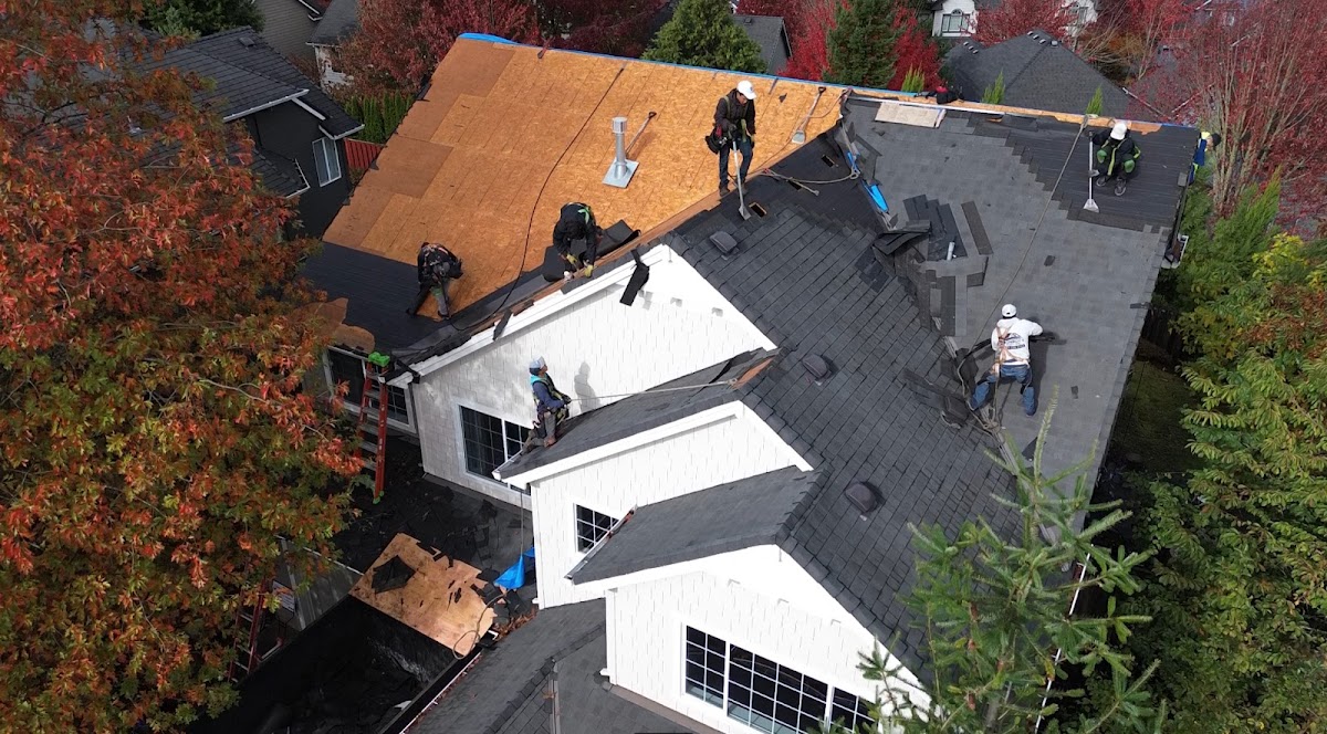 Business photo for Monroy's Roofing LLC in Albany, OR
