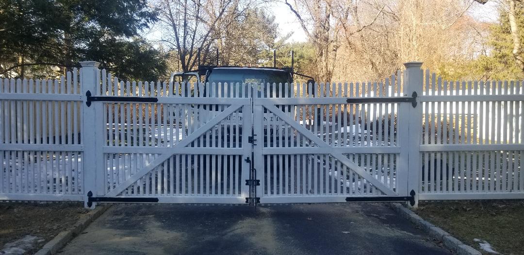 Business photo for Connecticut Fencemen Inc The in Stratford, CT