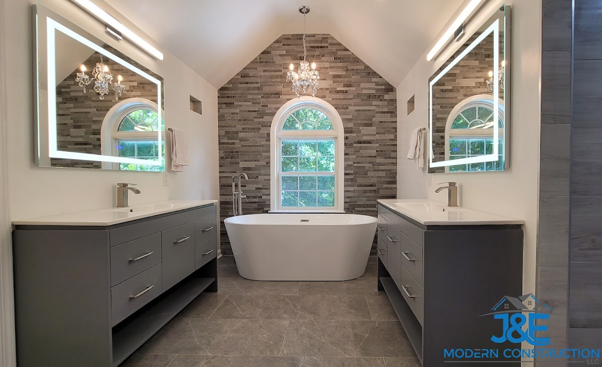 J&E Modern Construction LLC Roofing Repair photo