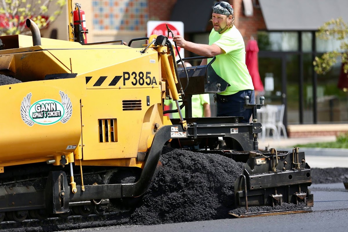 Business photo for Gann Asphalt & Concrete, Inc. in Riverside, MO
