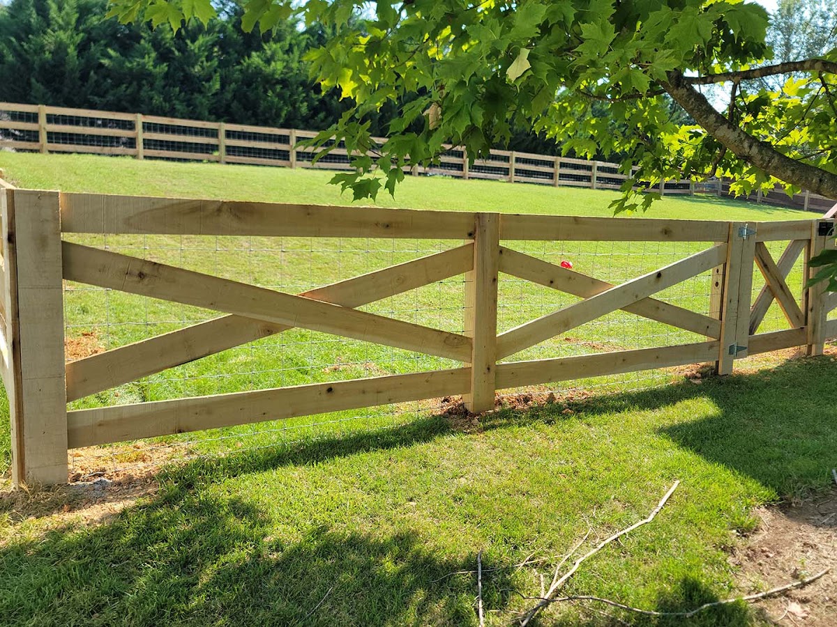 Business photo for Pick-It Fencing in Huntsville, TN