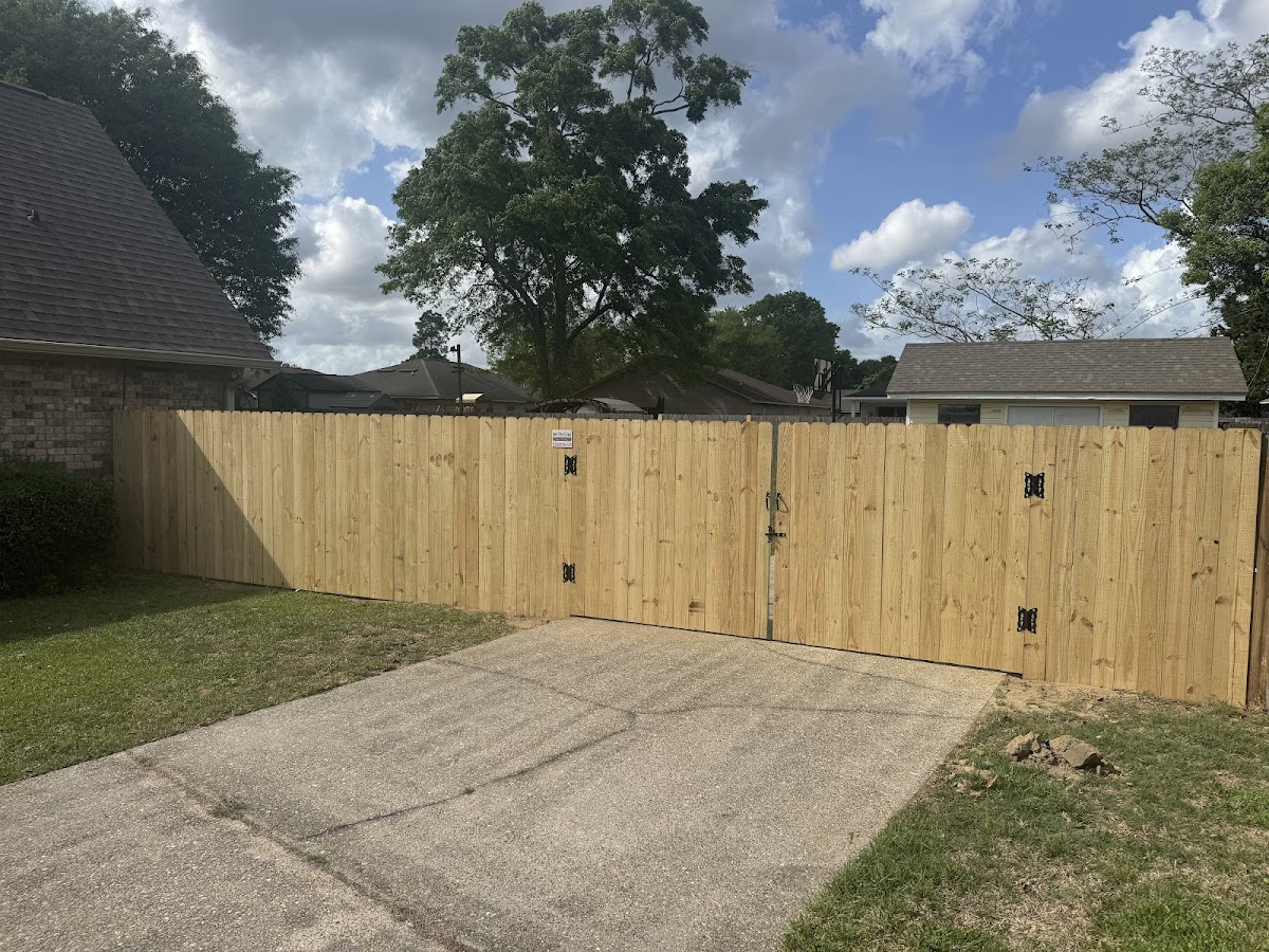 Business photo for Smith & Sons Fence Solutions LLC in Pensacola, FL