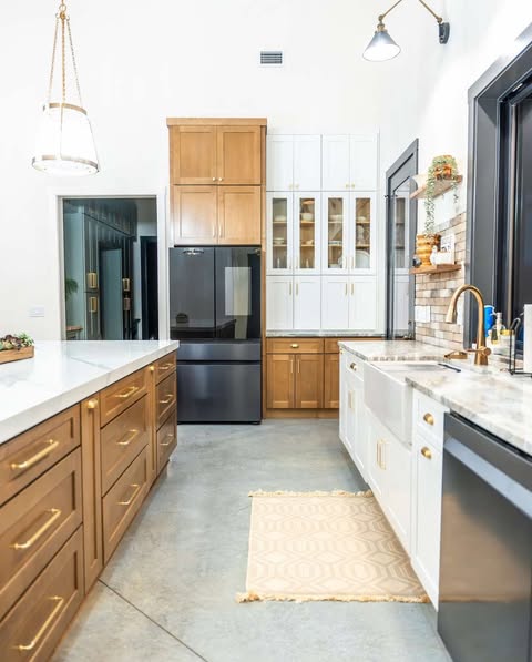 Cabinets Empire Nashville photo