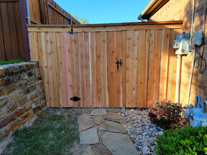 Mark's Fence Repair Fence Contractor photo