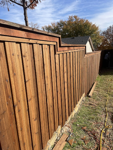Make Me A Fence Fence Contractor photo