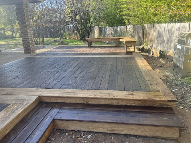 Accessory Fence and Decks Fence Contractor photo