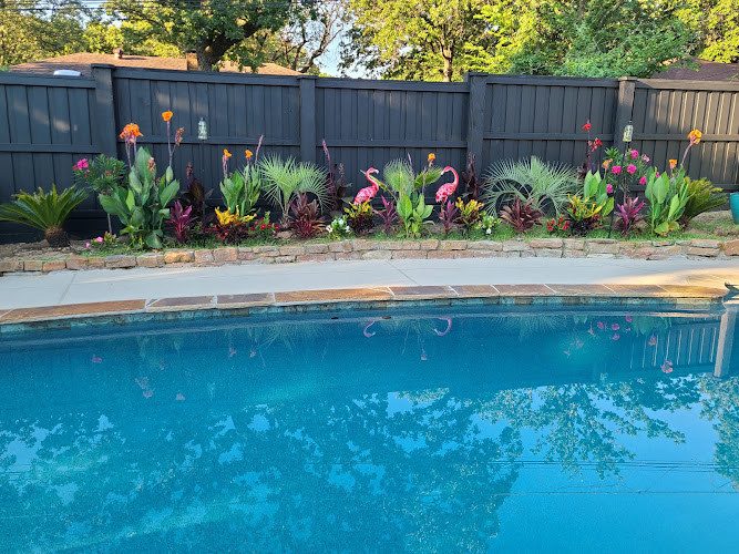 Buzz Custom Fence Fence Contractor photo