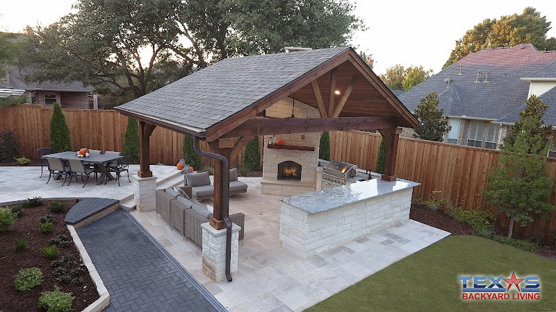 Texas Backyard Living Fence Contractor photo