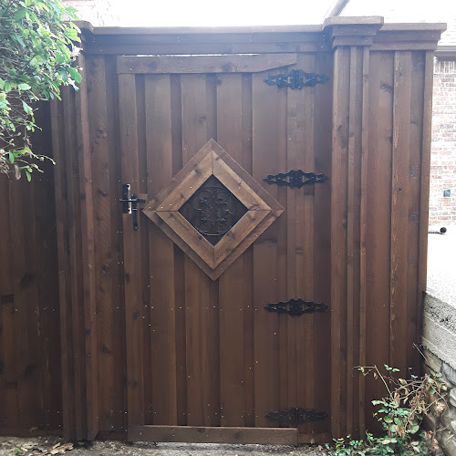 Smitty's Wood Care Fence Contractor photo