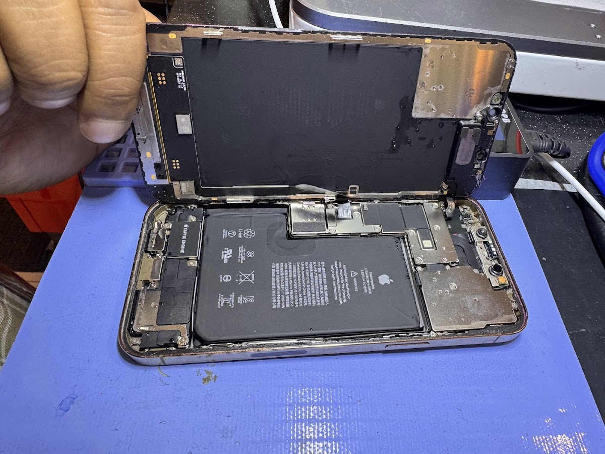 WE FIX ALL Mobile Phone Repair Shop photo