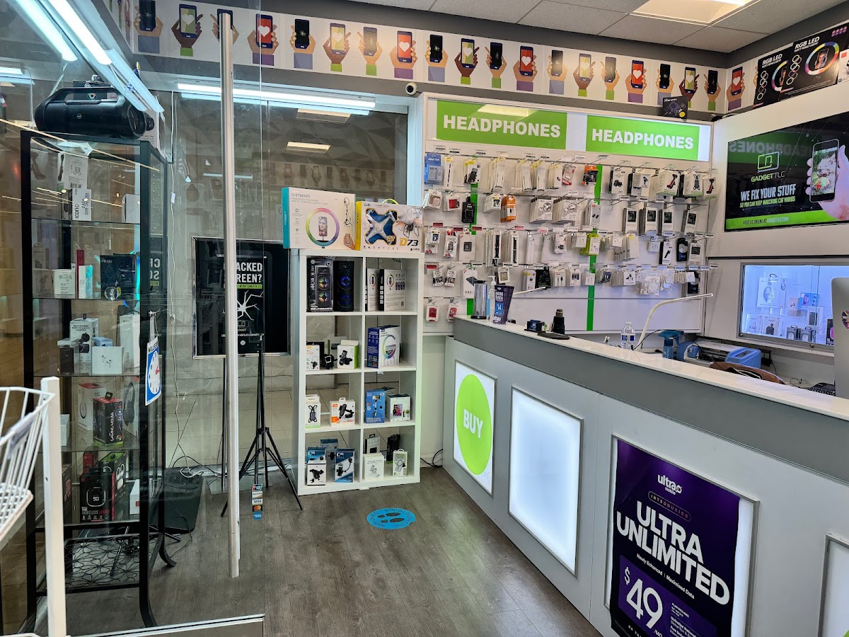 G&V PHONE REPAIR AND GIFT DC - PHONE, COMPUTER- GAMES CONSOLES AND MORE Electronics Repair Shop photo