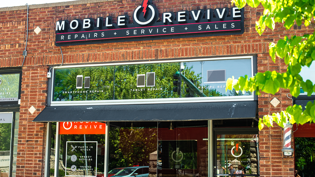 Mobile Revive - Aggieville Mobile Phone Repair Shop photo
