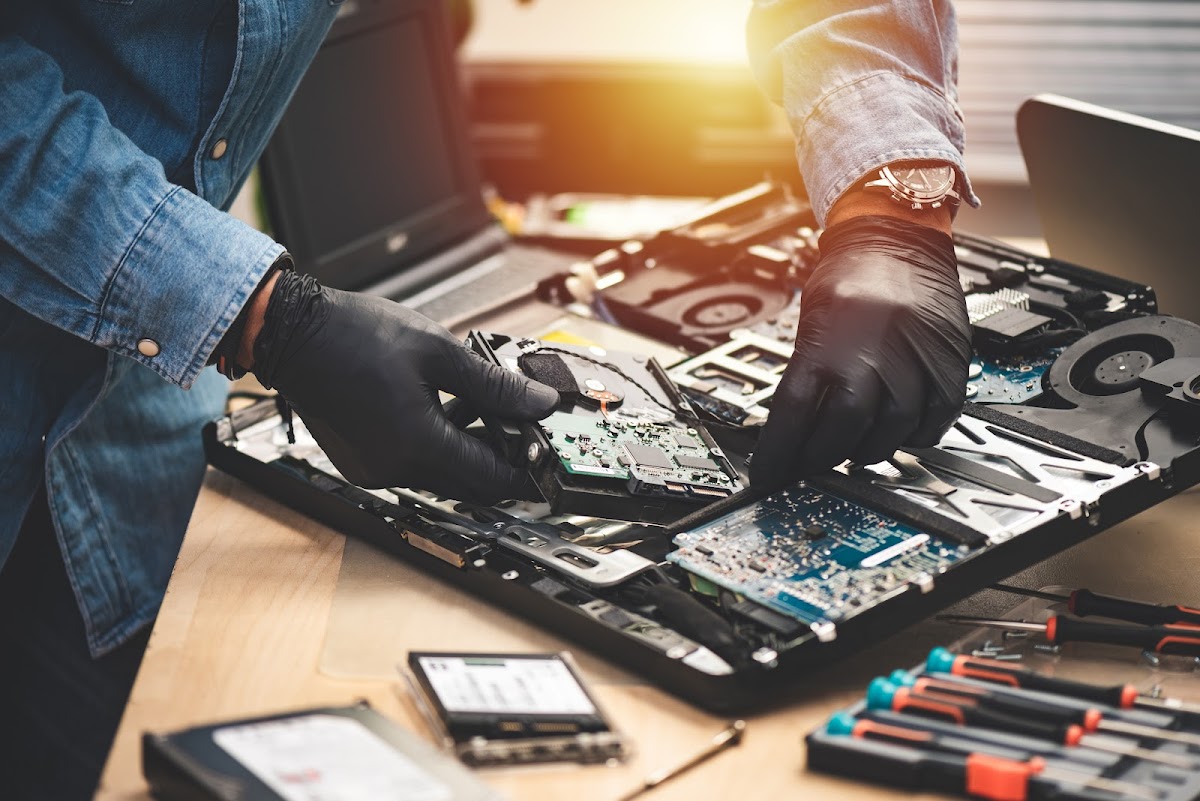 Exclusive Tech Repairs Phone Repair Service photo