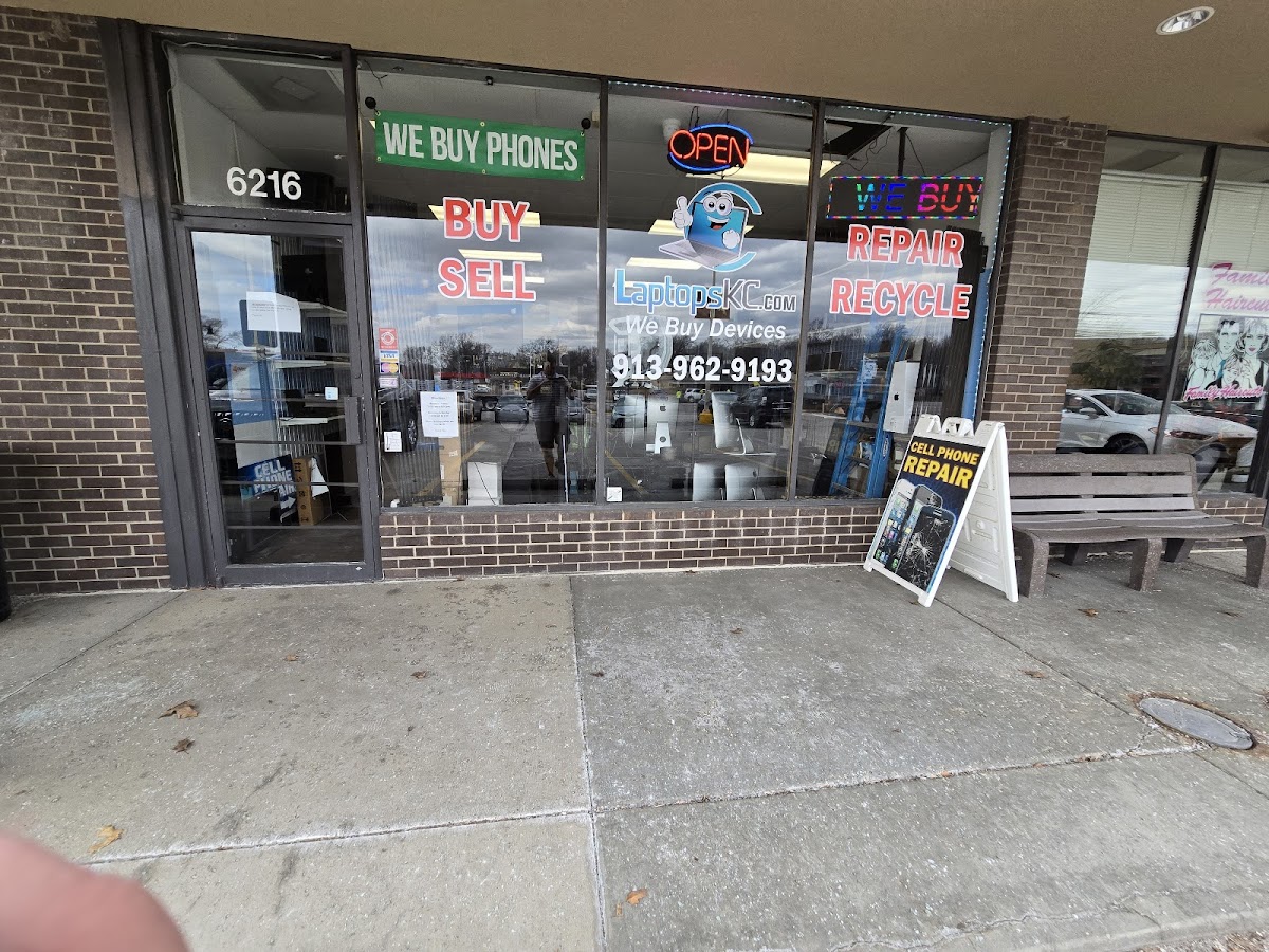 Laptops KC - We Buy Cell Phones, Computers & Devices, KC's #1 iPhone Buyer Electronics Repair Shop photo