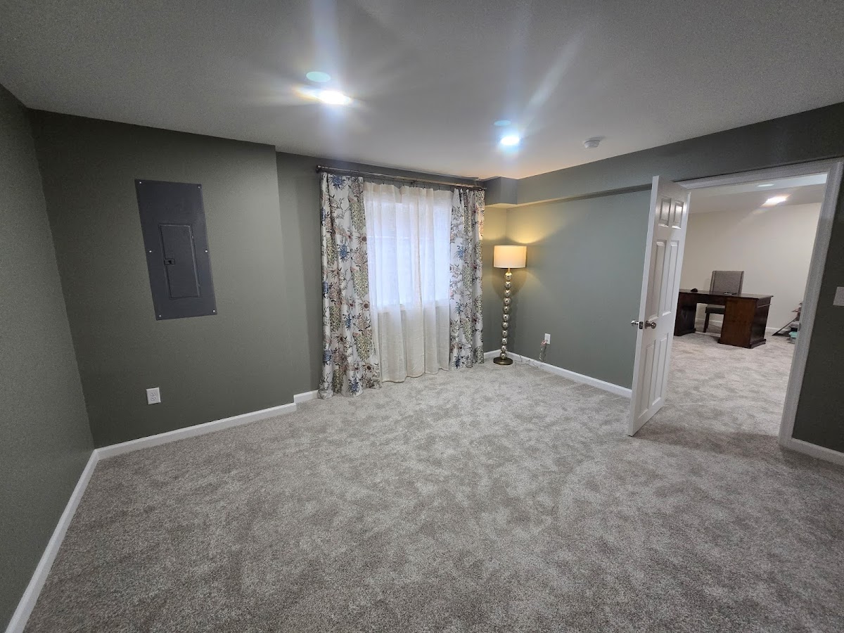 Next Level Contracting - Next Level Contracting Shower Door Repair in Dover, DE photo