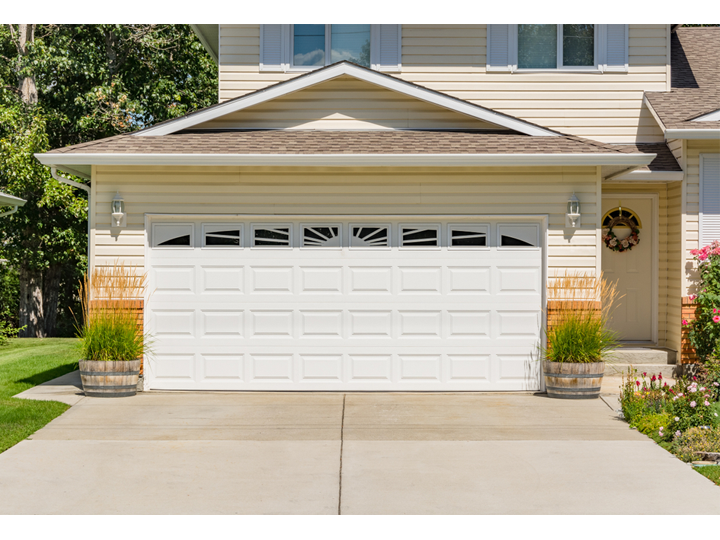 E.S Garage Doors Inc.