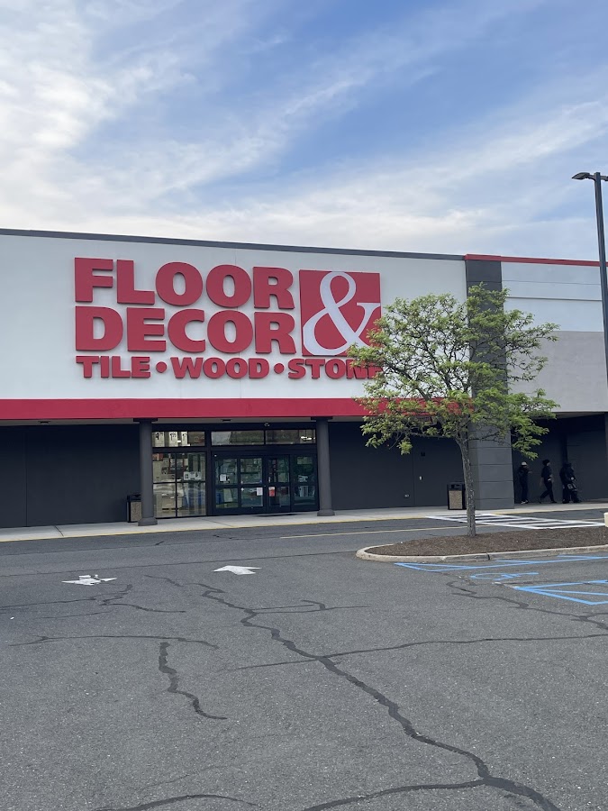 Floor & Decor
