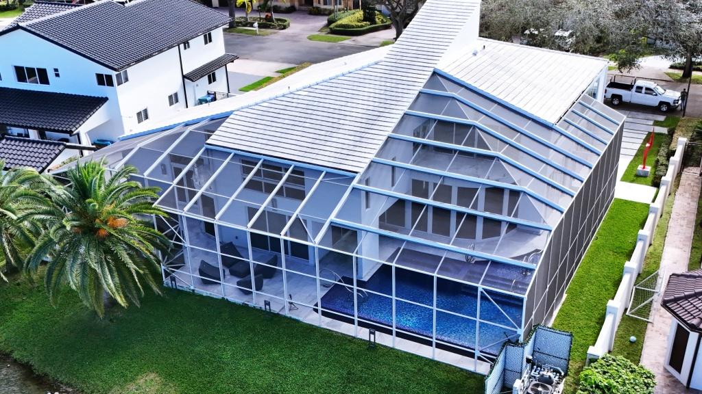 PatioScreenPro - Your Rescreen Company Screen Door Repair in Boca Raton, FL photo