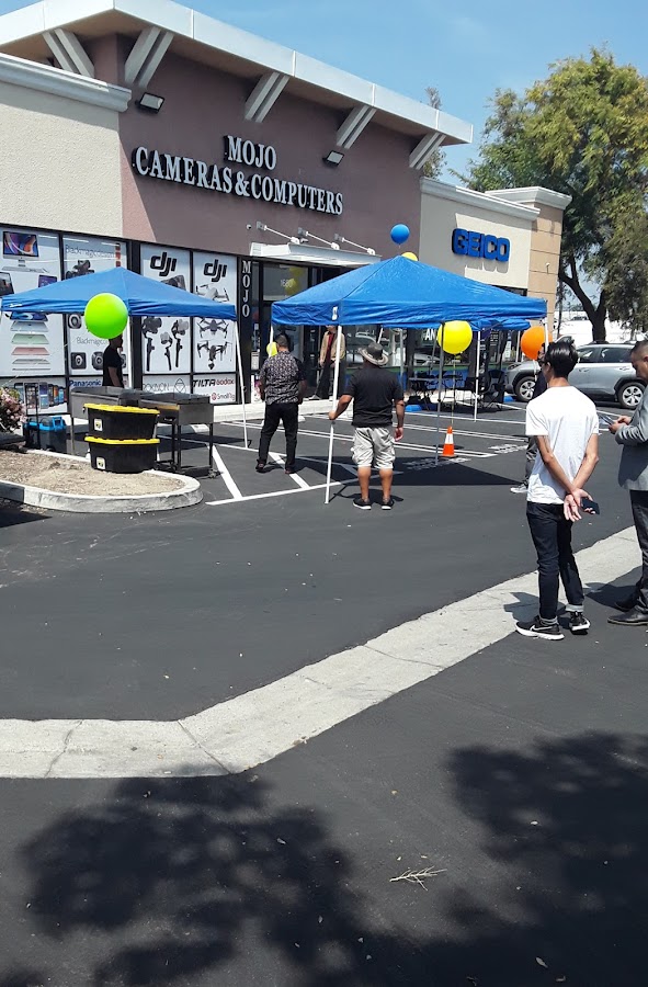 MOJO CAMERAS AND COMPUTERS - MOJO CAMERAS AND COMPUTERS Electronics Store in Anaheim, CA photo