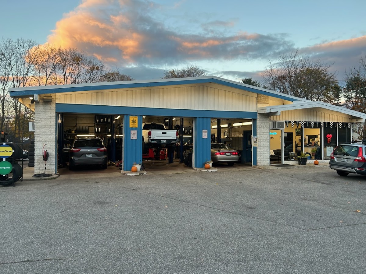 Cape Elizabeth Service Center