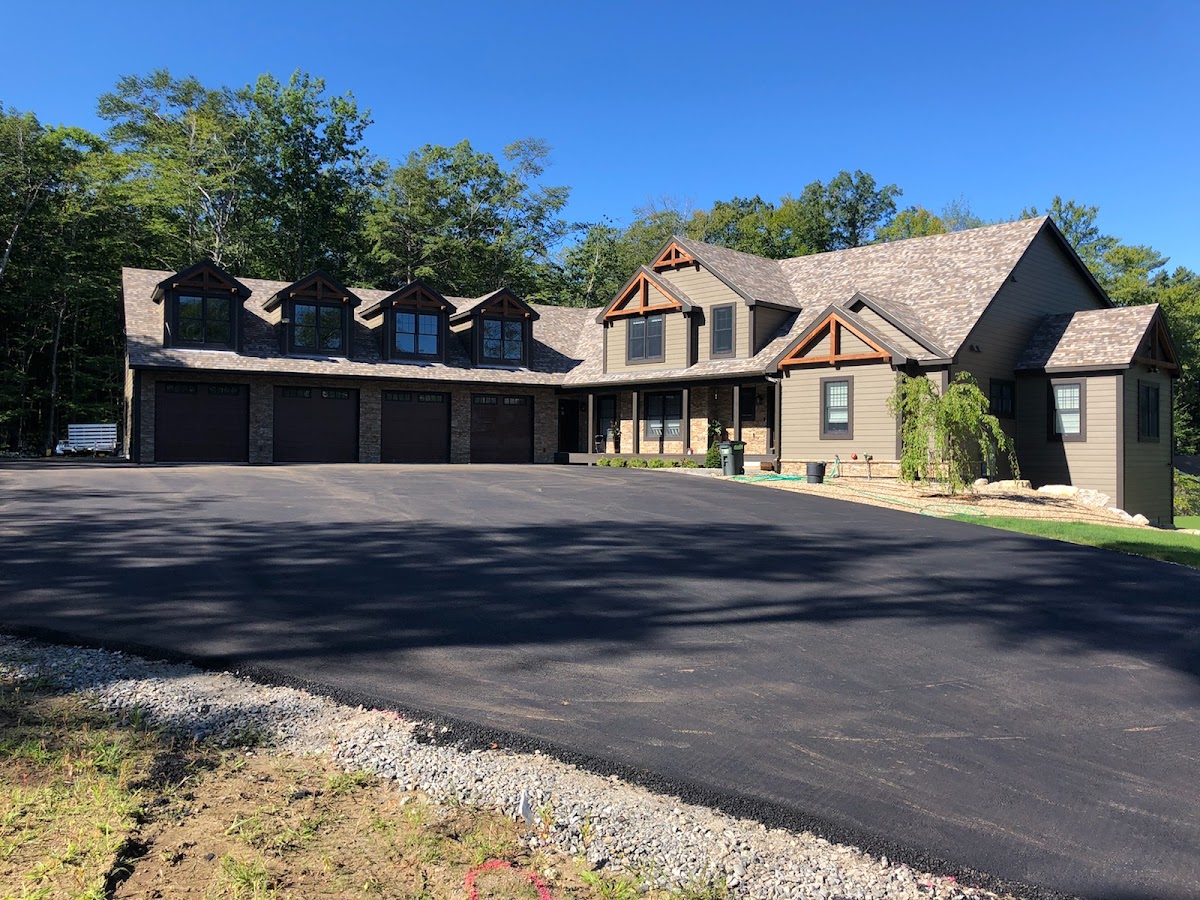 Dunn Asphalt Paving - Dunn Asphalt Paving Asphalt Repair in Laconia, NH photo