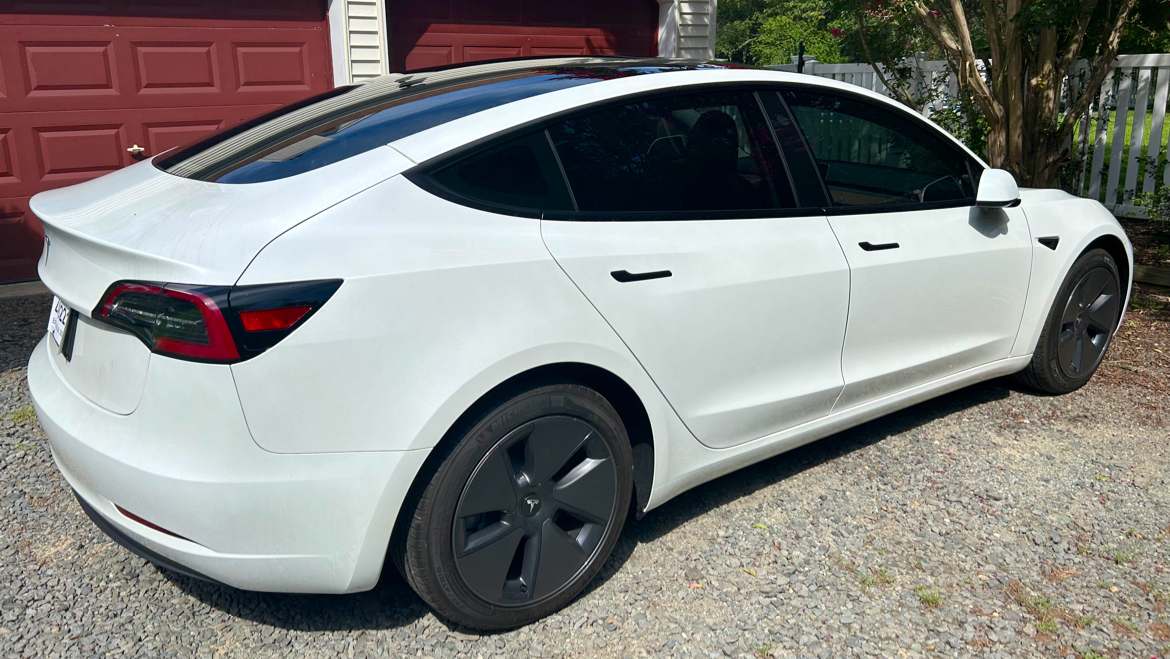 Mobile Detailing and window Tint Window Repair in Bear, DE photo