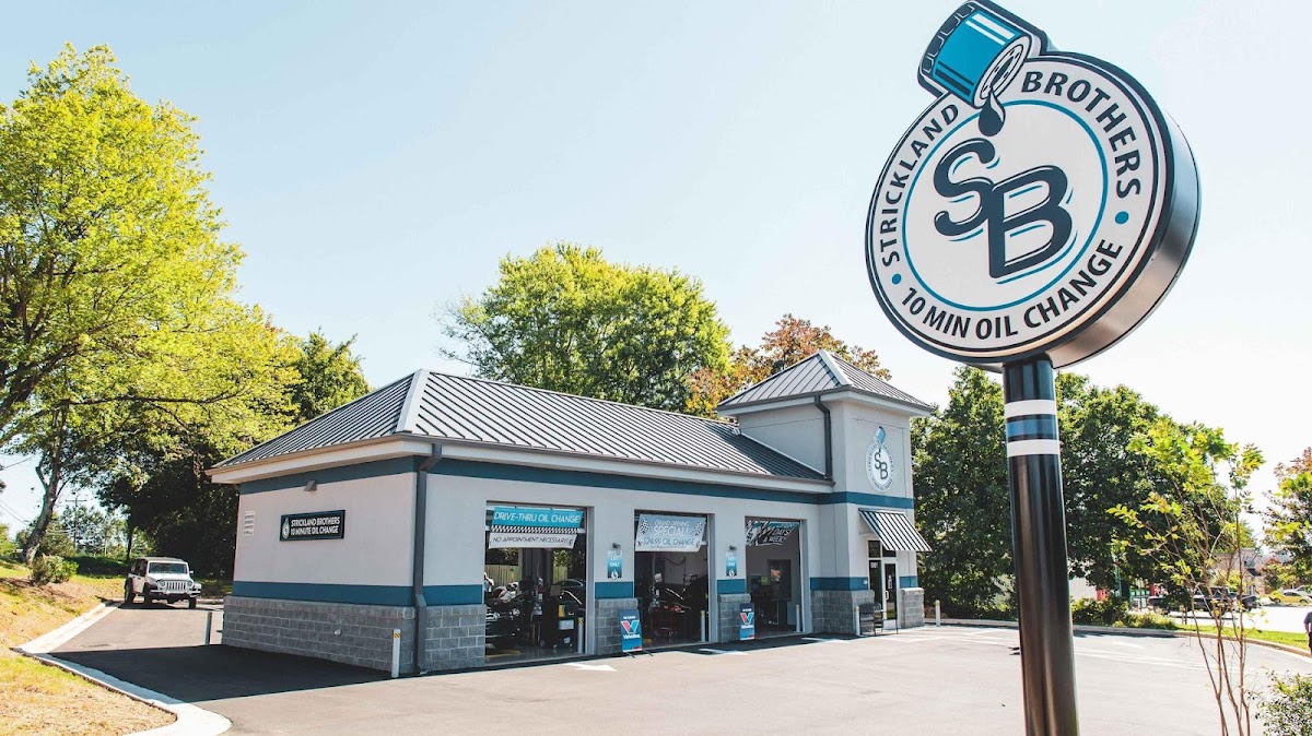 Strickland Brothers 10 Minute Oil Change - Strickland Brothers 10 Minute Oil Change Tire Repair in Brockton, MA photo