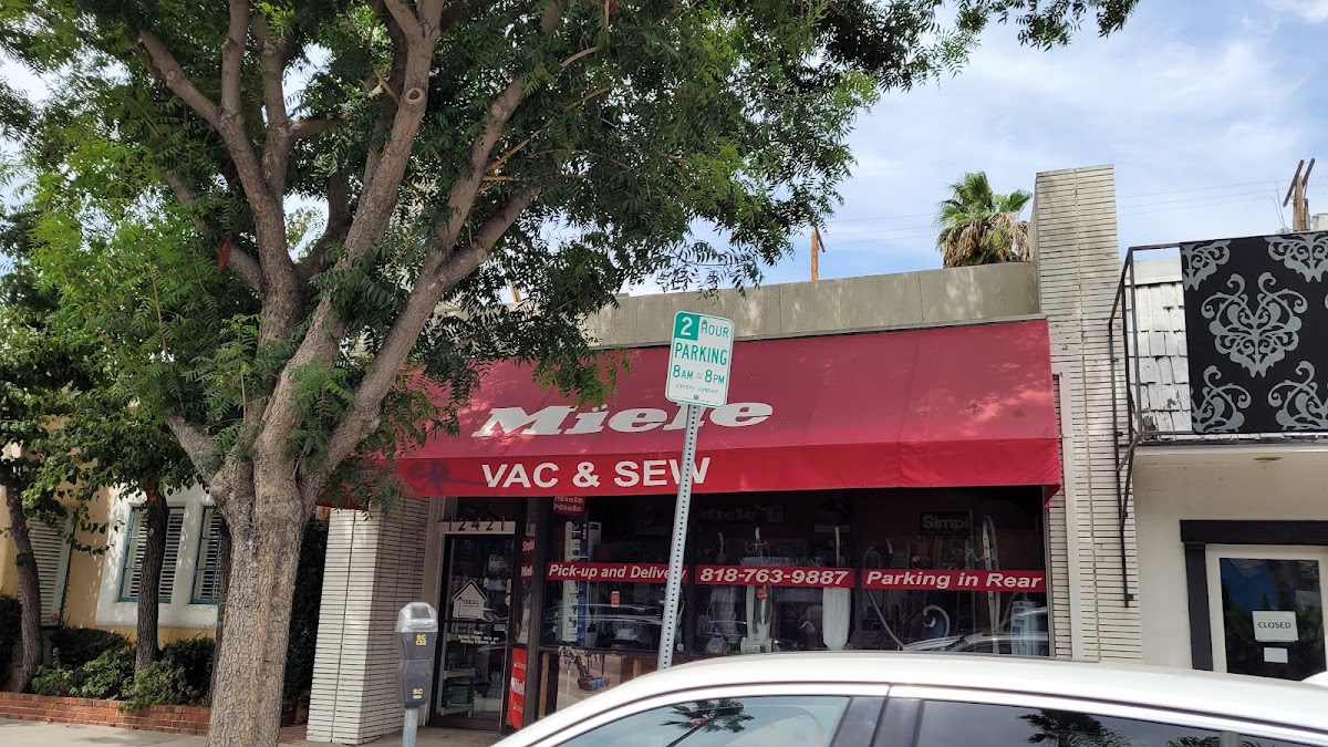 Studio City Vacuum & Sewing