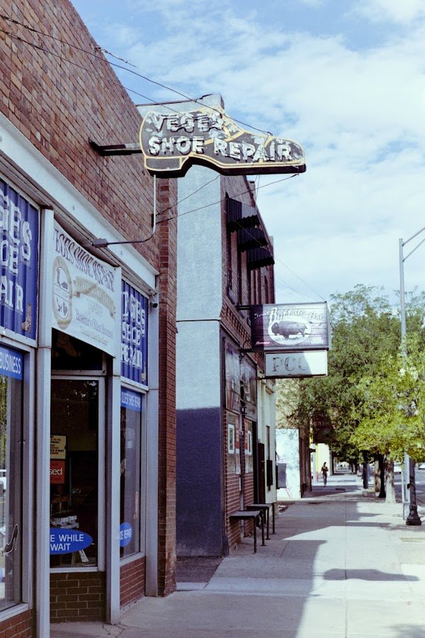 Veges Shoe Repair