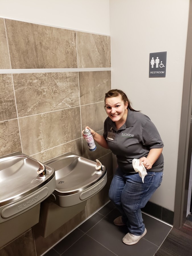 Nucleane Commercial Cleaning