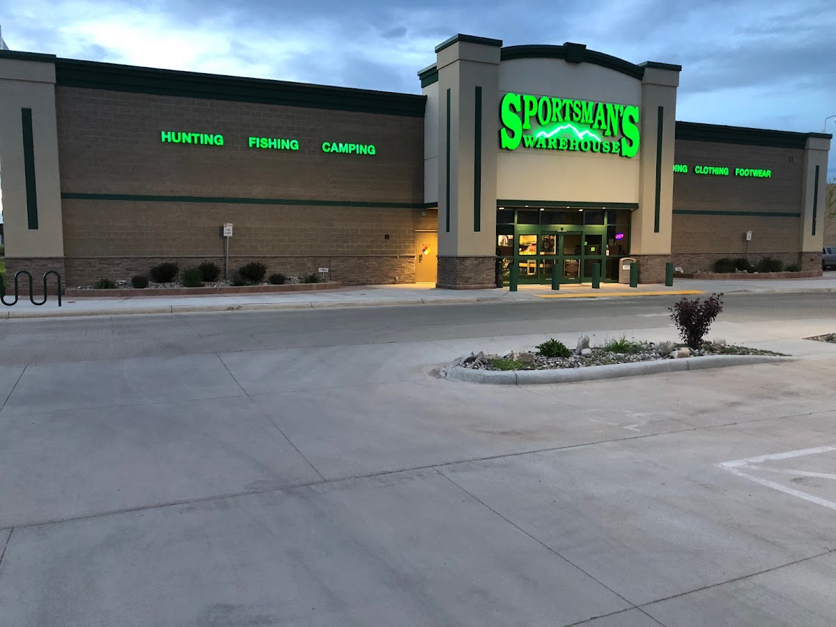 Sportsman's Warehouse