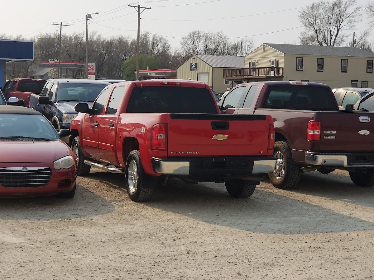 Steve Z's 3rd Street Auto Repair - Steve Z's 3rd Street Auto Repair Tire Repair in Abilene, KS photo