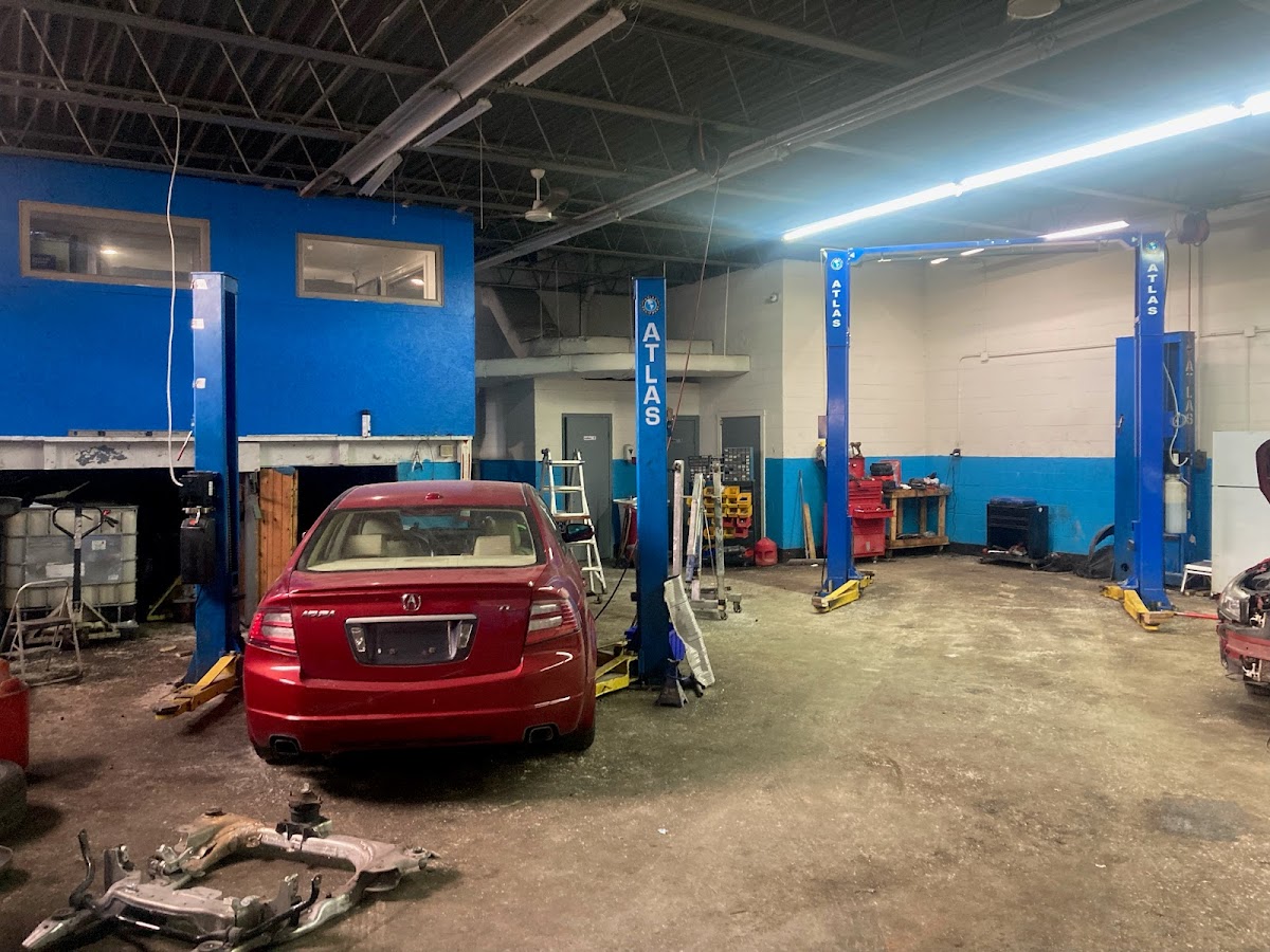 Auto Service Garage