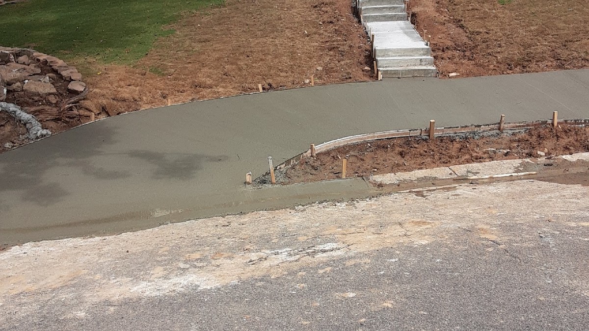 Hall concrete finishing LLC