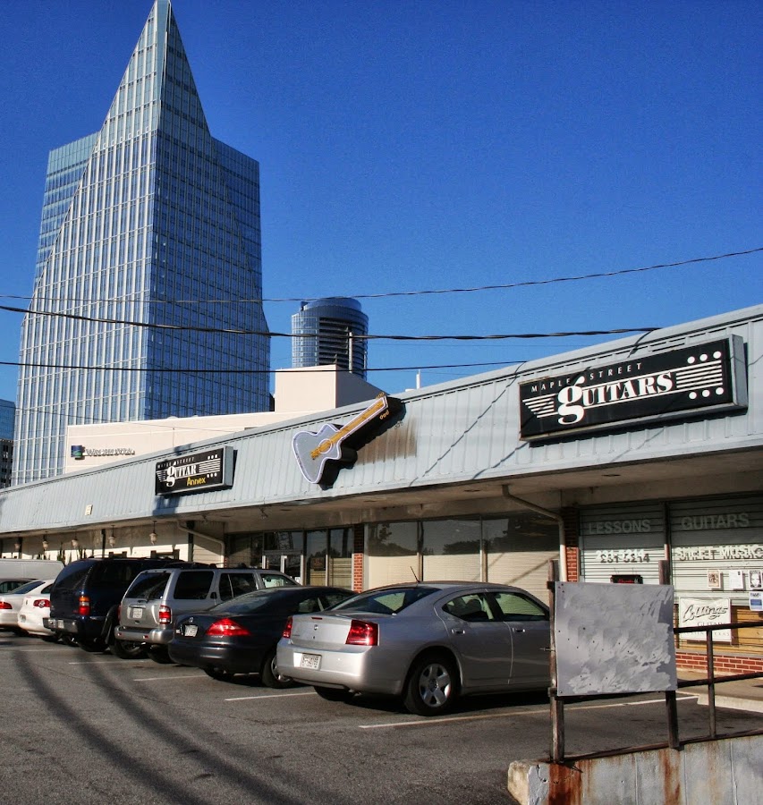 Maple Street Guitars