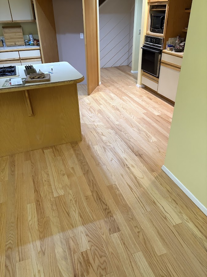 Bearfoot Hardwood Floors