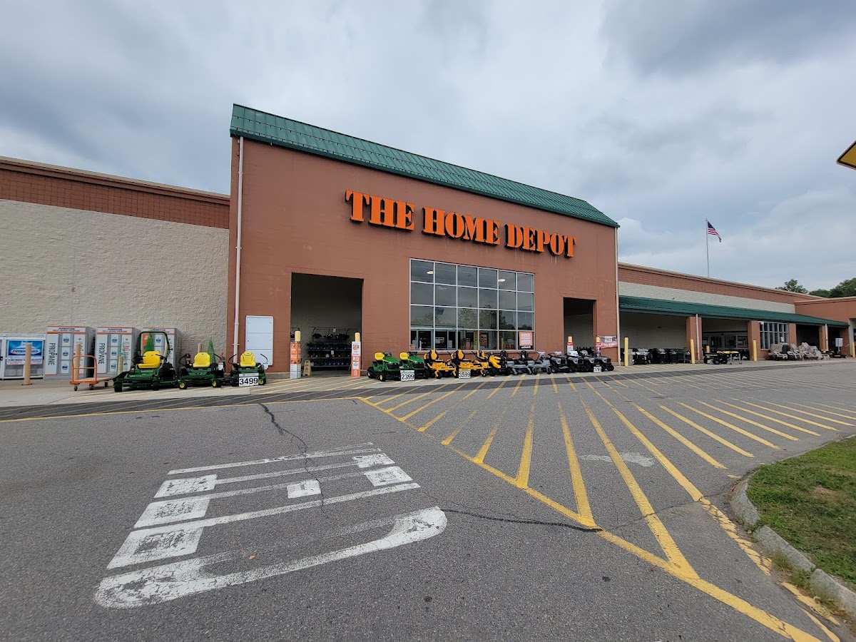 Pro Desk at The Home Depot