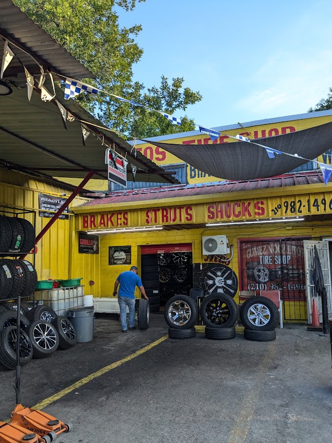 Nogalitos tire shop