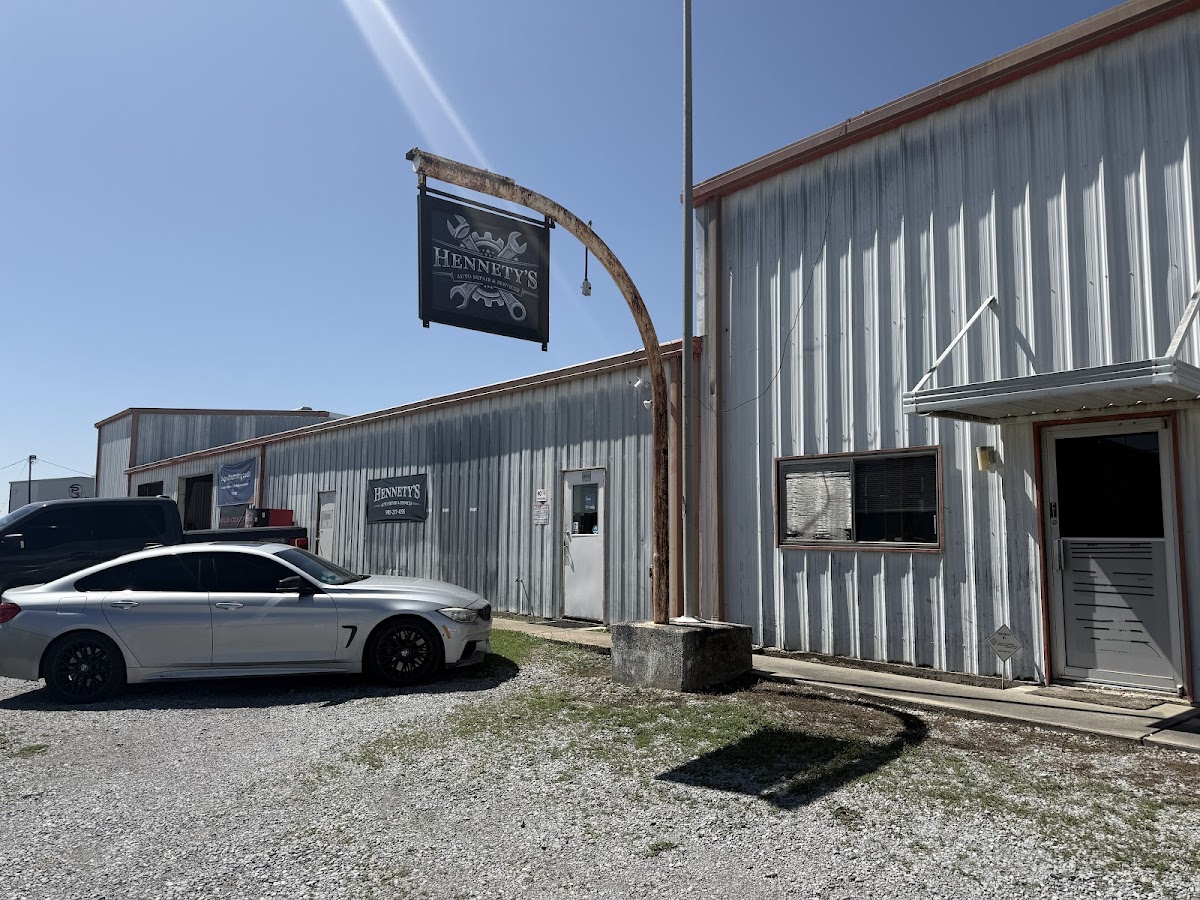 Hennety's Auto Repair & Services