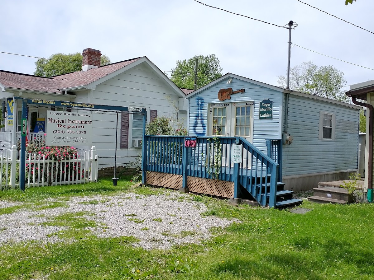 Roger Morillo Guitars