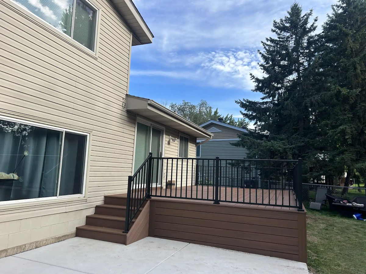 Decked Out Construction