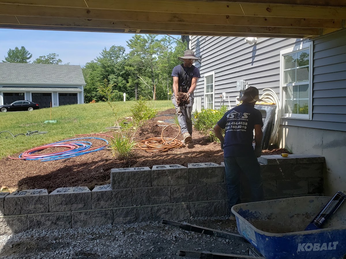 SRS Construction & Landscape - SRS Construction & Landscape Retaining Wall Repair in Framingham, MA photo