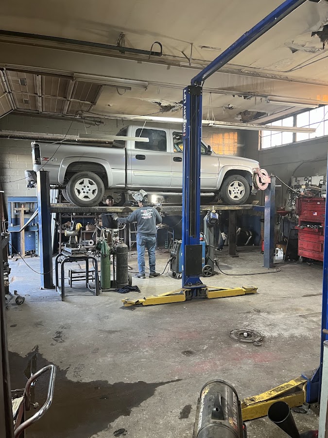 Rey's Muffler & Brakes