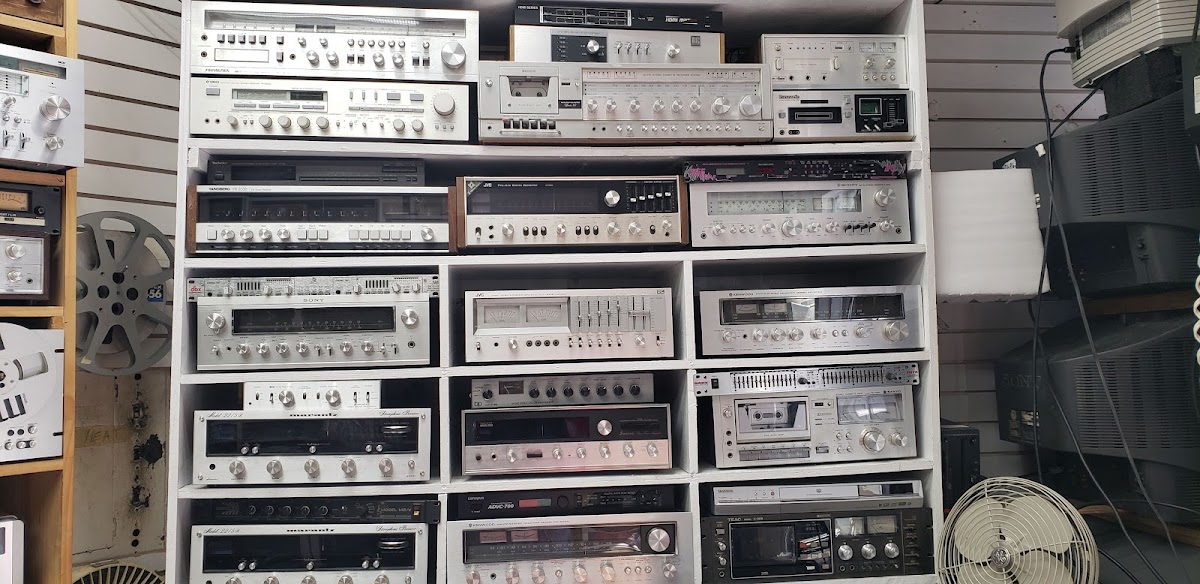 Hi-Tech Electronic Service Center