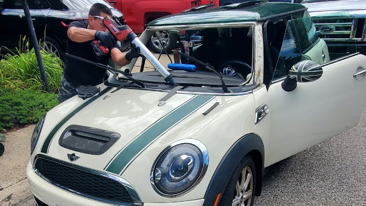 Auto Glass Autoshyba, LLC