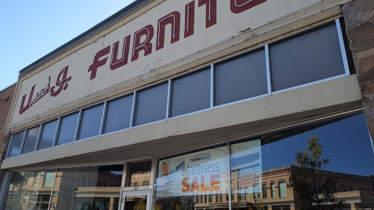 U & I Furniture