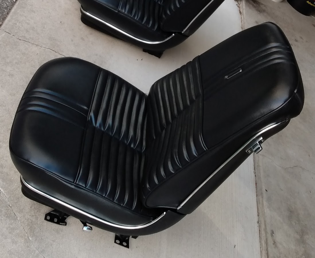 Bakker Auto & Marine Trim