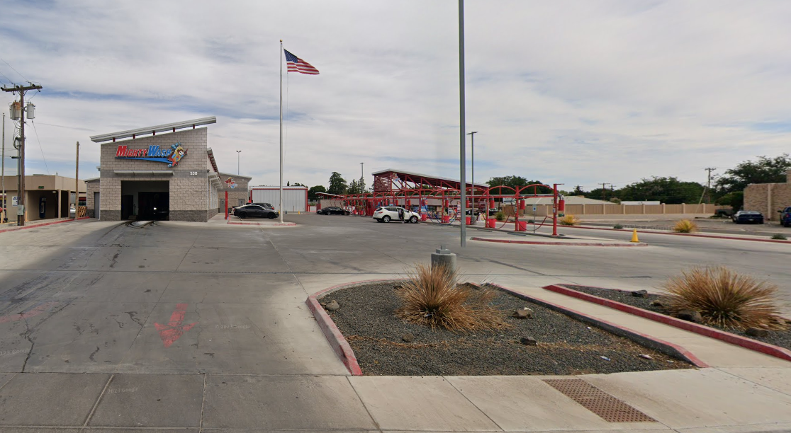 Mighty Wash #18 of Hobbs