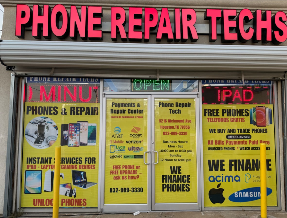 Phone Repair Techs | Houston iPhone Repair on Richmond Ave. | Electronics Repair Shop
